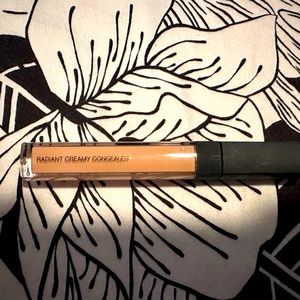 NARS - creamy concealer